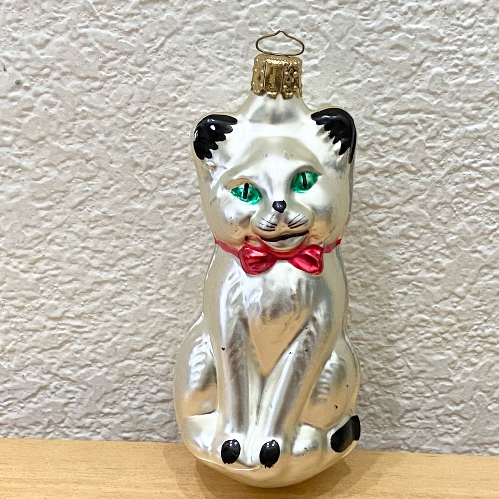 Vintage Christborn White Cat with Red Bow Hand Blown Glass Christmas Ornament